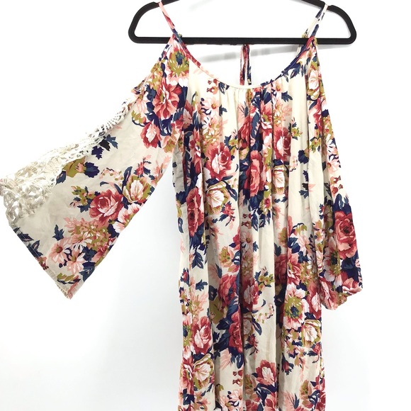 Umgee Dresses & Skirts - UMGEE Floral Print Dress